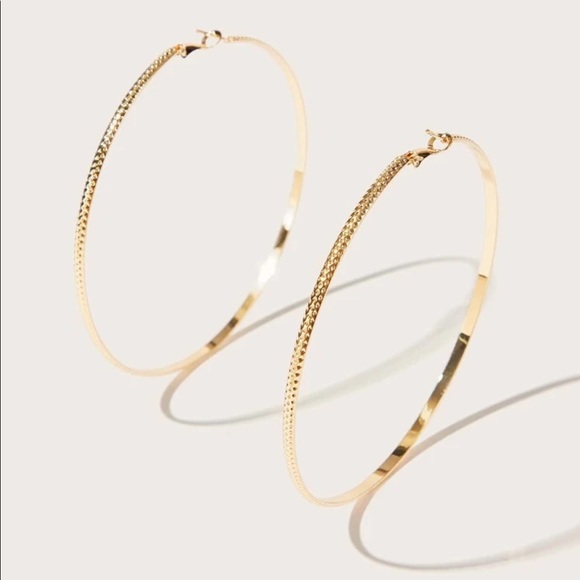 ¥18k Gold Big Hoop Earrings - Picture 3 of 6